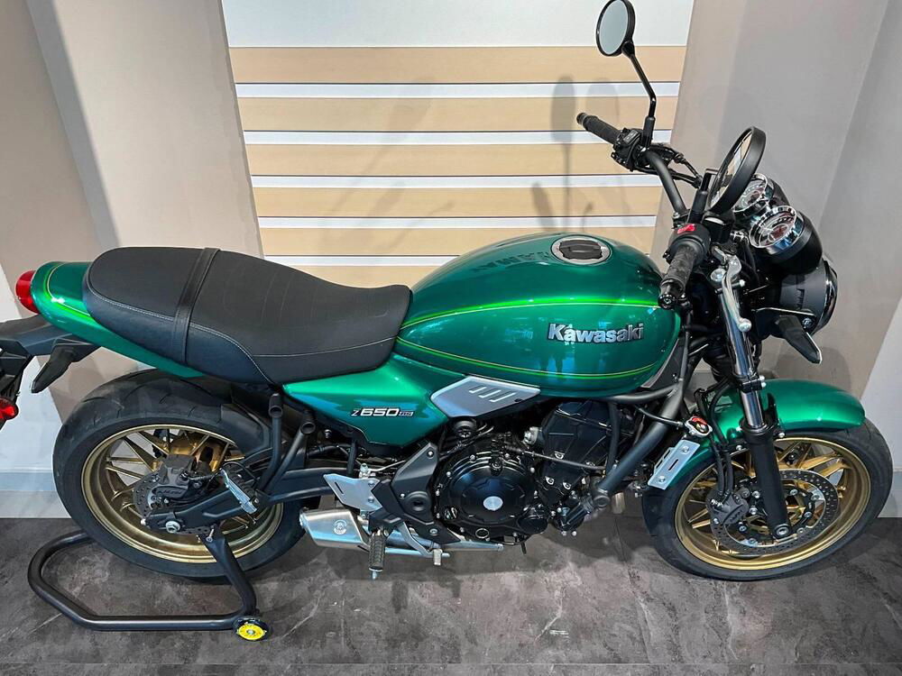 Kawasaki Z 650 RS (2022 - 24) (4)