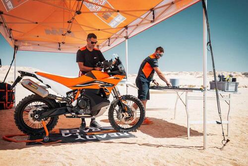 KTM presenta la nuova 890 Adventure R Rally: ne esistono solamente 700 esemplari (7)