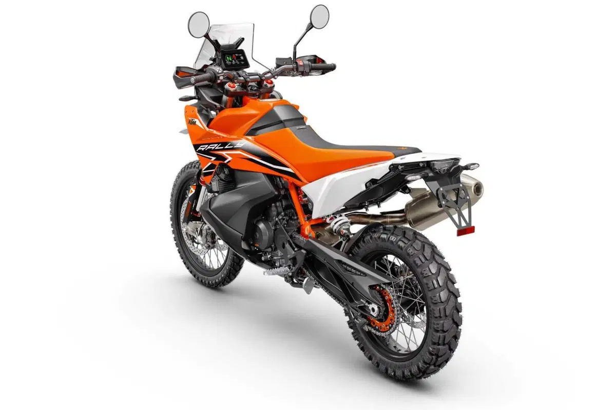 KTM presenta la nuova 890 Adventure R Rally: ne esistono solamente 700 esemplari (11)
