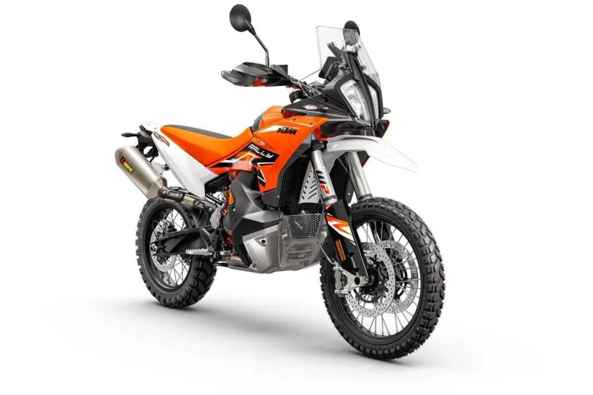 KTM presenta la nuova 890 Adventure R Rally: ne esistono solamente 700 esemplari (12)