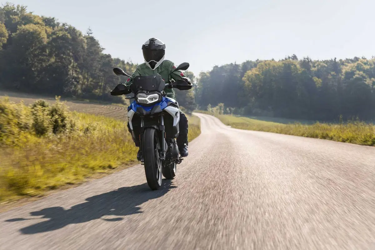 Arrivano le nuove BMW F 900 GS, F 900 GS Adventure e F 800 GS [GALLERY]