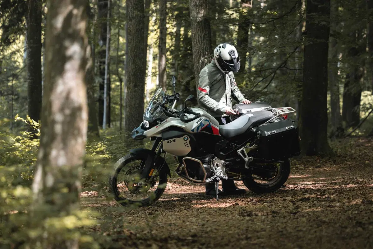 Arrivano le nuove BMW F 900 GS, F 900 GS Adventure e F 800 GS [GALLERY] (11)