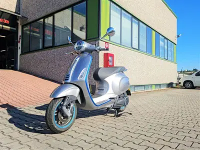 Piaggio Vespa 50 HP 4M usata
