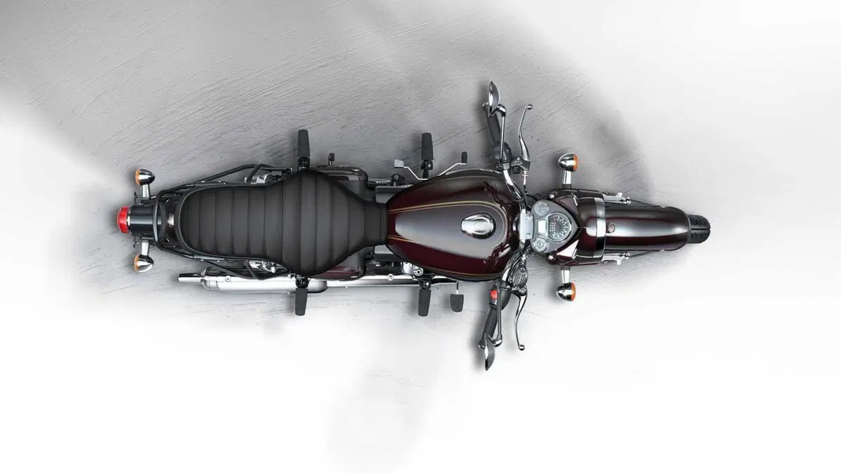 Royal Enfield presenta la nuova Bullet 350: eredità intramontabile  (25)