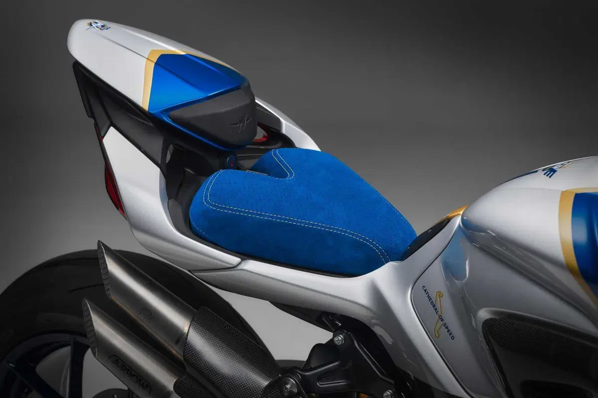MV Agusta Brutale 1000 RR Assen: serie limitata in 300 esemplari (2)