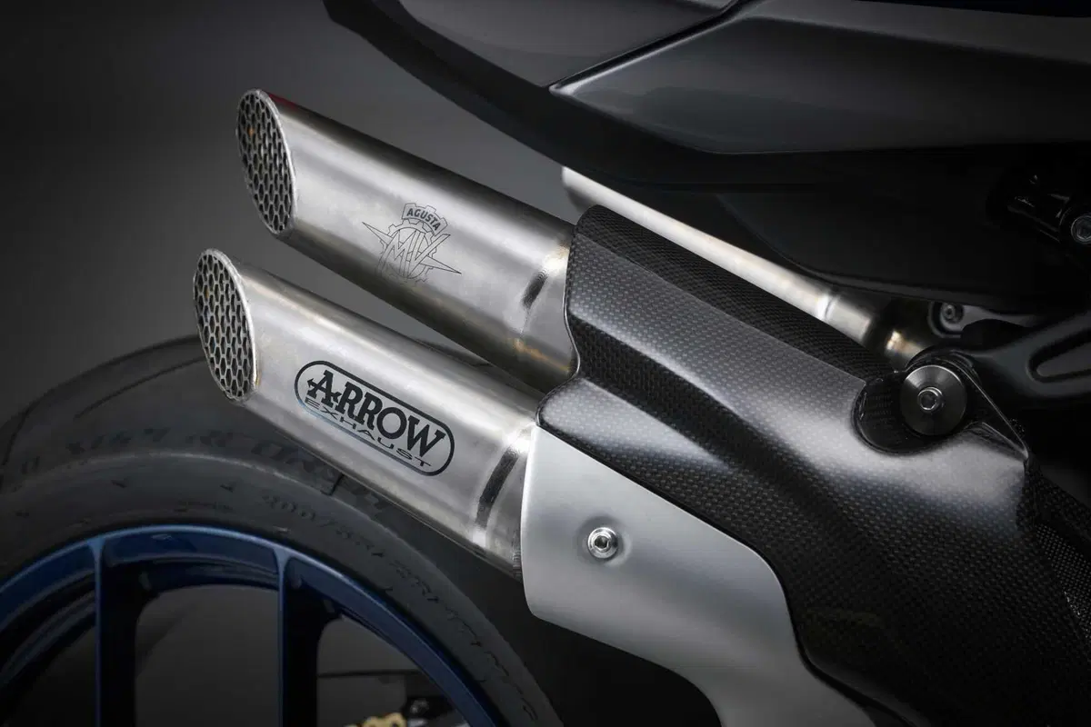 MV Agusta Brutale 1000 RR Assen: serie limitata in 300 esemplari (3)