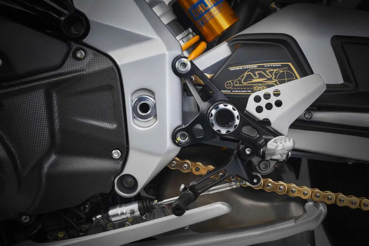 MV Agusta Brutale 1000 RR Assen: serie limitata in 300 esemplari (24)