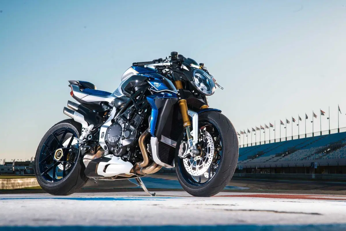 MV Agusta Brutale 1000 RR Assen: serie limitata in 300 esemplari (3)