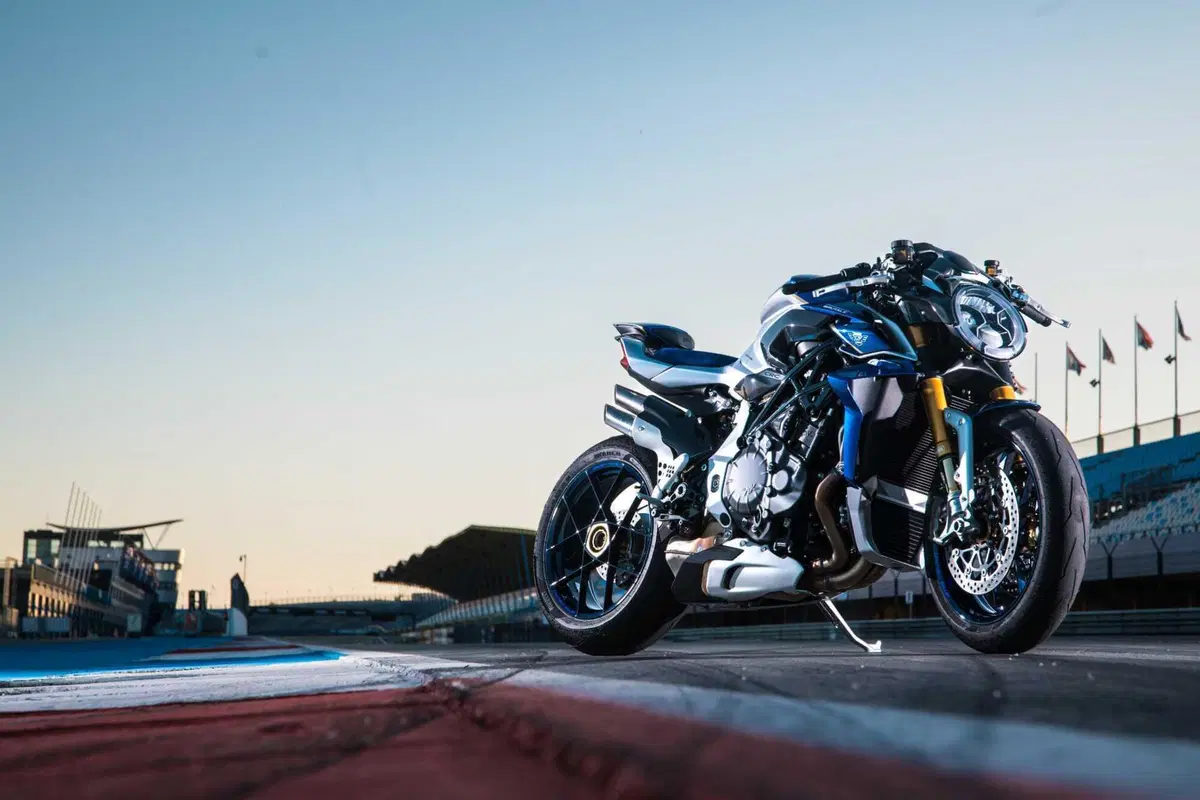 MV Agusta Brutale 1000 RR Assen: serie limitata in 300 esemplari (5)