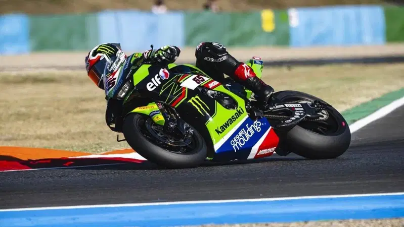 SBK 2023. GP di Francia: Jonathan Rea chiude in testa le libere di Magny Cours