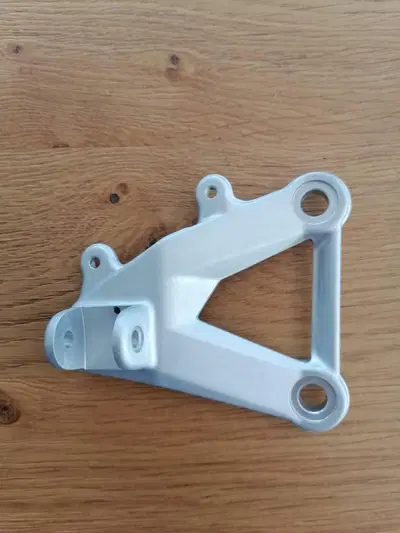 Piastra Portapedana anteriore Dx - NUOVA - DUCATI