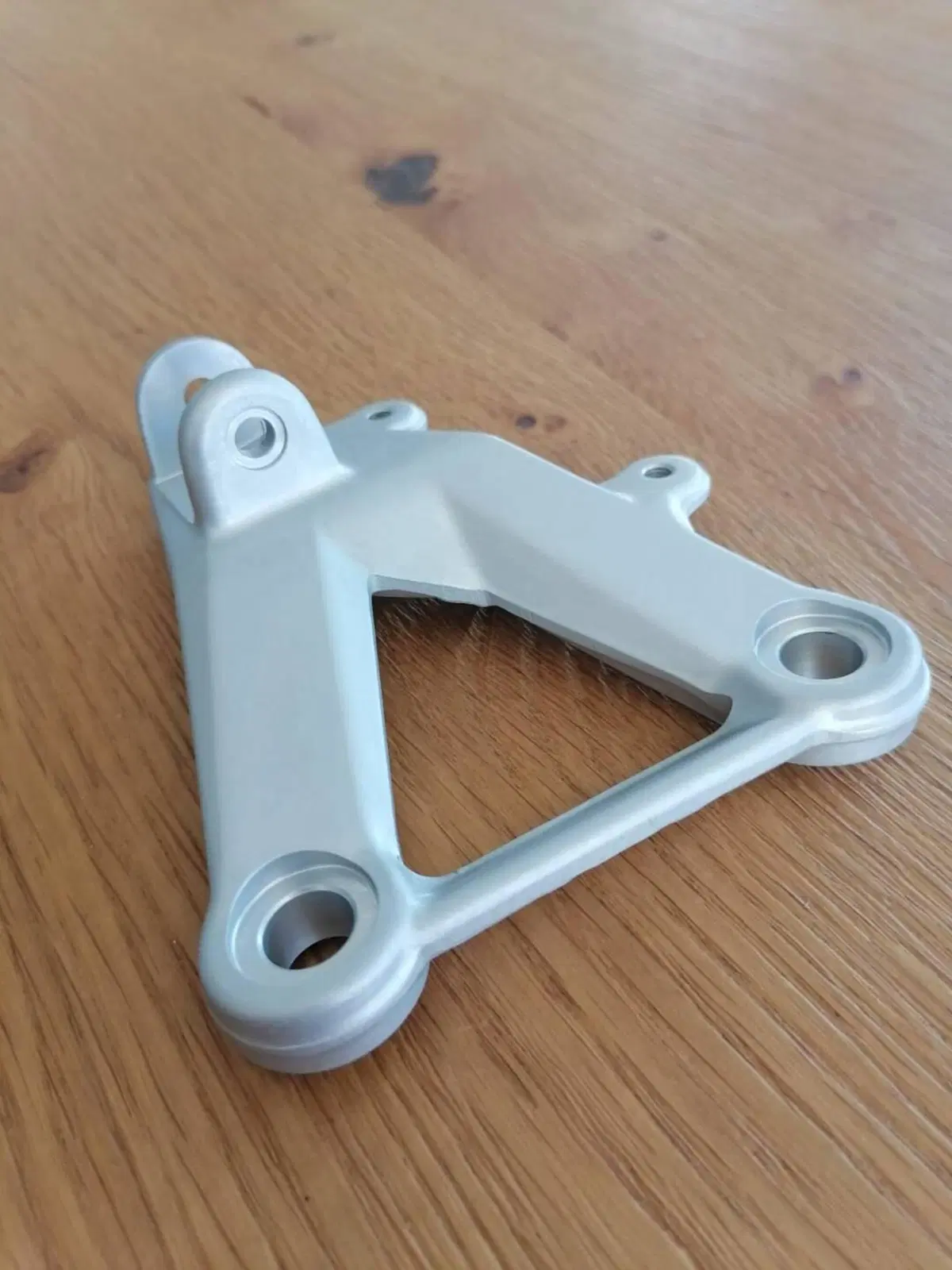 Piastra Portapedana anteriore Dx - NUOVA - DUCATI (2)
