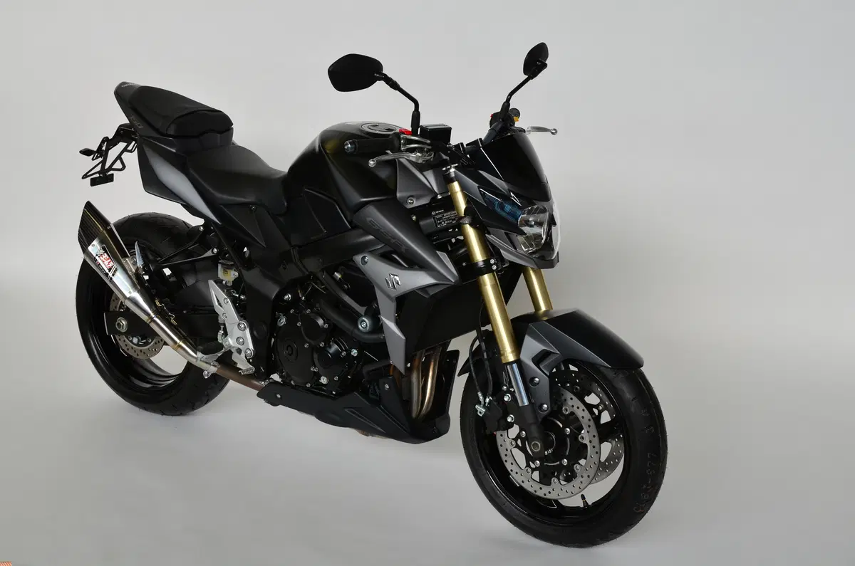Suzuki, nuova GSR 750SP (7)