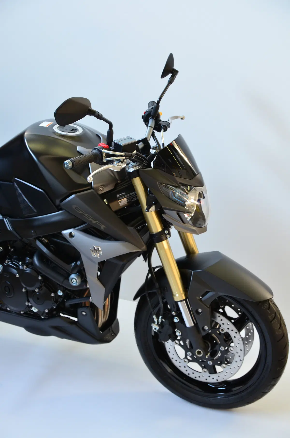 Suzuki, nuova GSR 750SP (20)