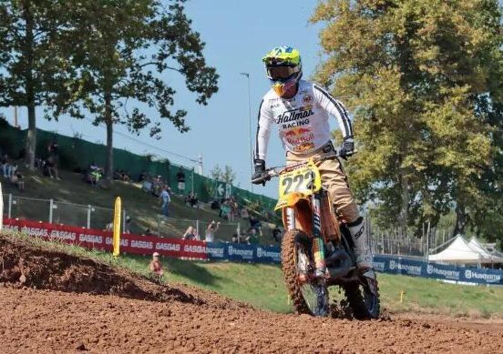 Italiano Epoca a Maggiora: Cairoli, Pourcel, Brown e Dubach a tutto gas con  le due tempi [VIDEO] - Motocross 