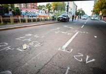 Milano. Ciclista 55enne investita lungo il Naviglio, lotta per la vita. Per il ministro Salvini la città non è adatta alle bici