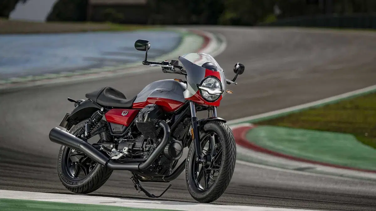 Moto Guzzi V7 V7 Stone Corsa (2023 - 25) (7)