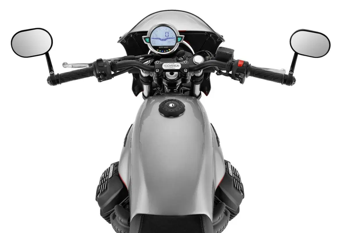 Svelata la nuova Moto Guzzi V7 Stone Corsa (8)