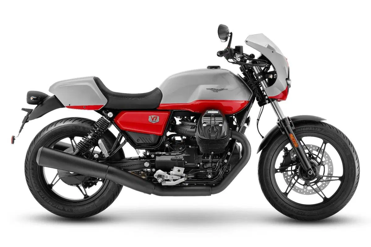 Svelata la nuova Moto Guzzi V7 Stone Corsa (9)