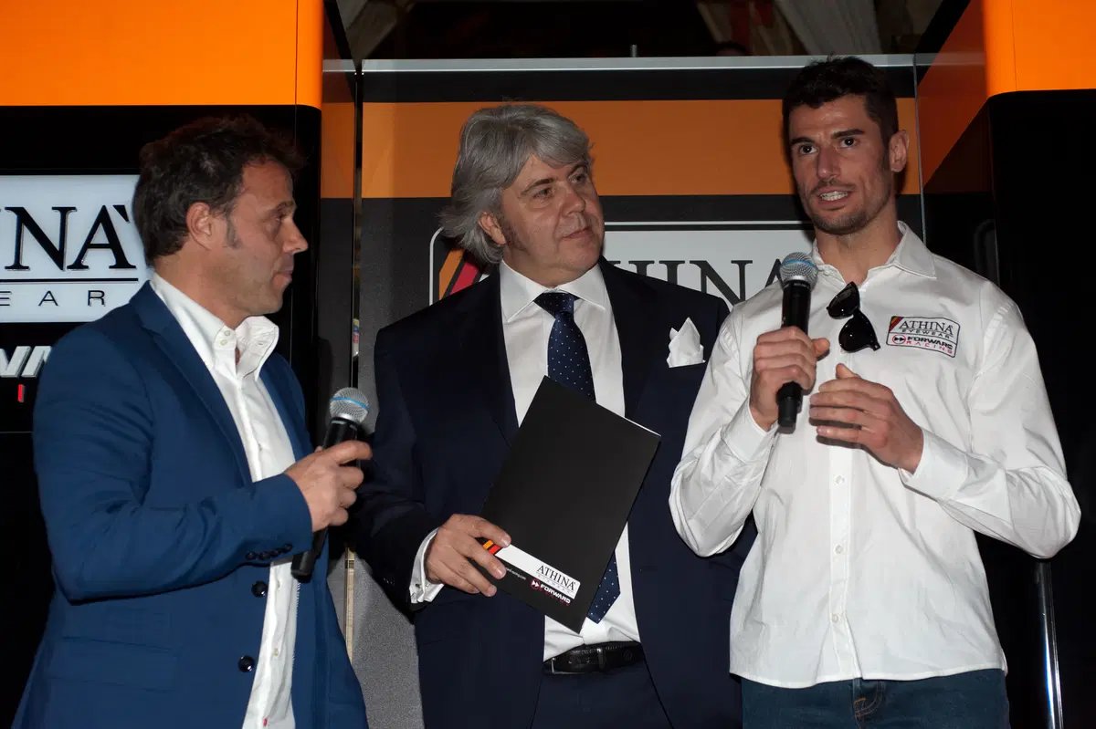 MotoGP. Athinà Forward punta a confermarsi campione Open 2015 (10)