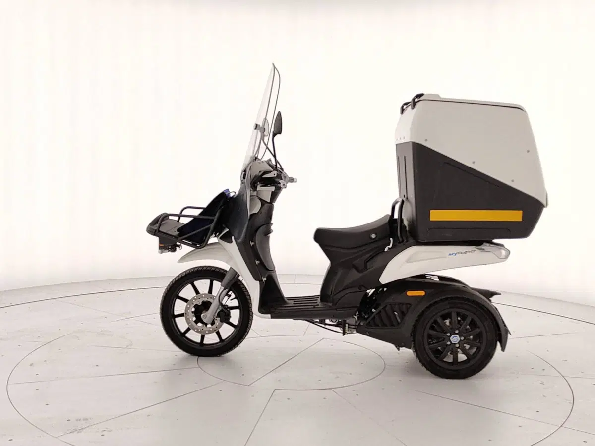 Piaggio My Moover 125 (2021 - 26) (2)