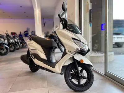 Suzuki Burgman Street 125 Executive (2023 - 26) nuova