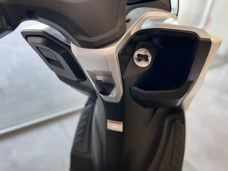 Suzuki Burgman Street 125 Executive (2023 - 26) (6)