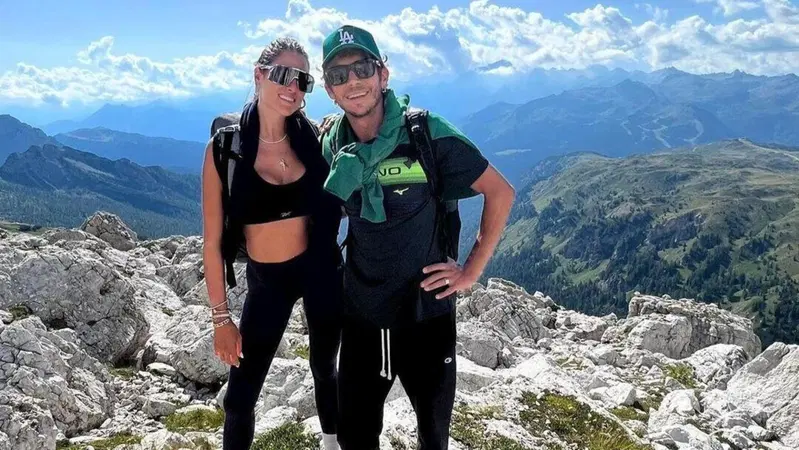 Il collegio. Ora Valentino Rossi ha un nuovo soprannome: "Il romanticone" (e molti altri) [VIDEO]