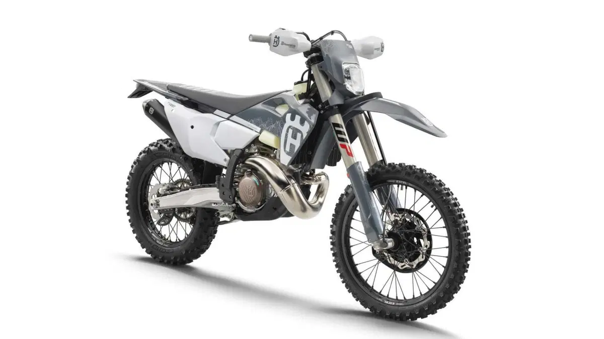 Husqvarna TE 300 TE 300 Pro (2024) (6)
