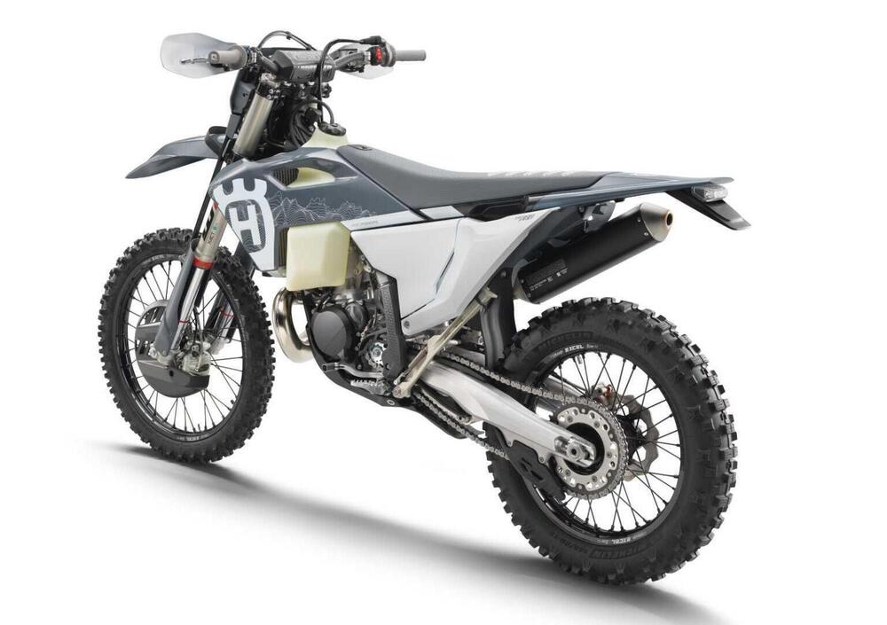 Husqvarna TE 300 Pro (2024) (3)