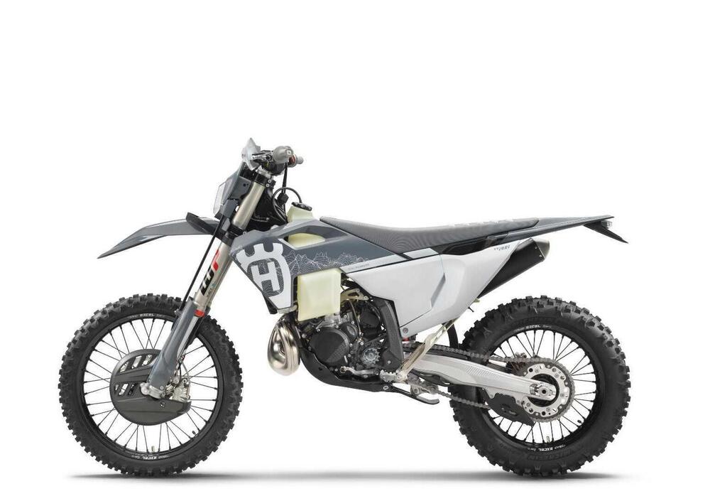 Husqvarna TE 300 Pro (2024) (2)