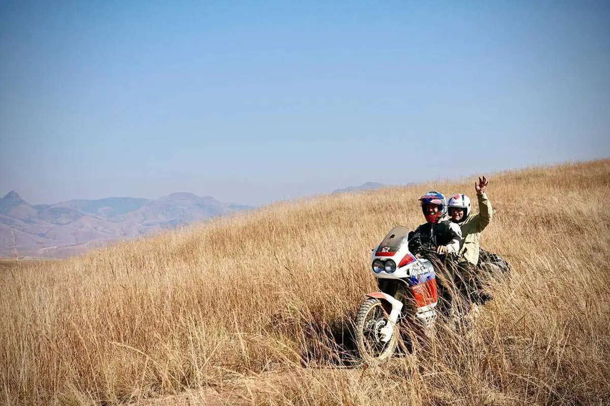 “The Road of Hope” in sella alle Honda XL750 Transalp Francesca e Maurizio sono partiti da Imperia per arrivare da Padre Floriano, in Madagascar (12)