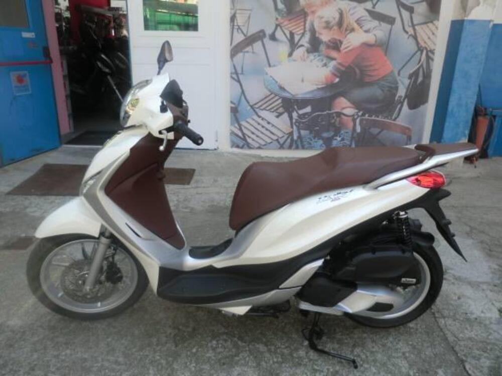 Piaggio Medley 150 ABS (2021 - 24) (3)