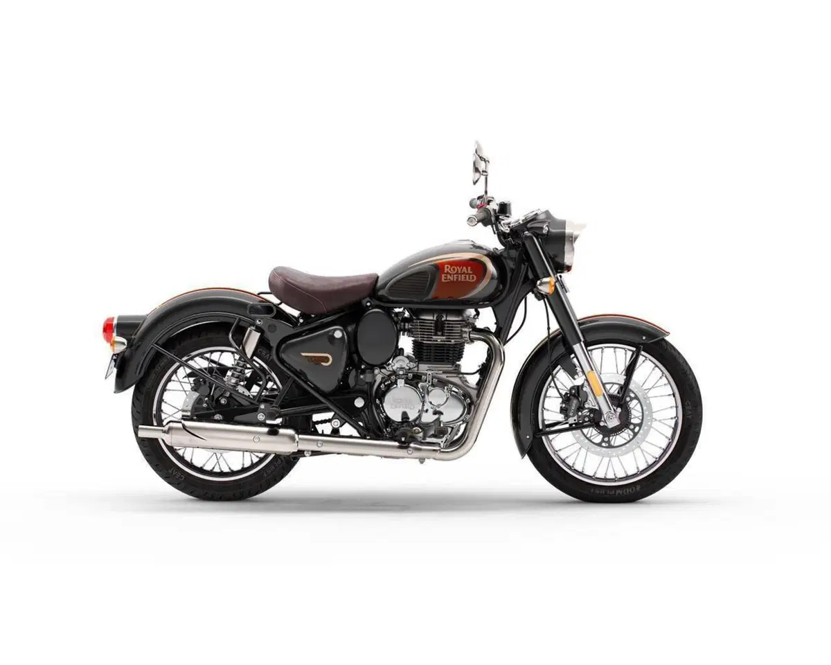 Royal Enfield Classic 350 (2021 - 26) (3)