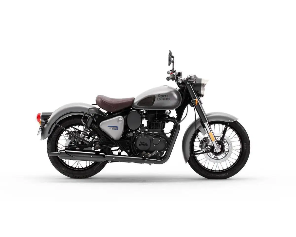 Royal Enfield Classic 350 (2021 - 26) (3)