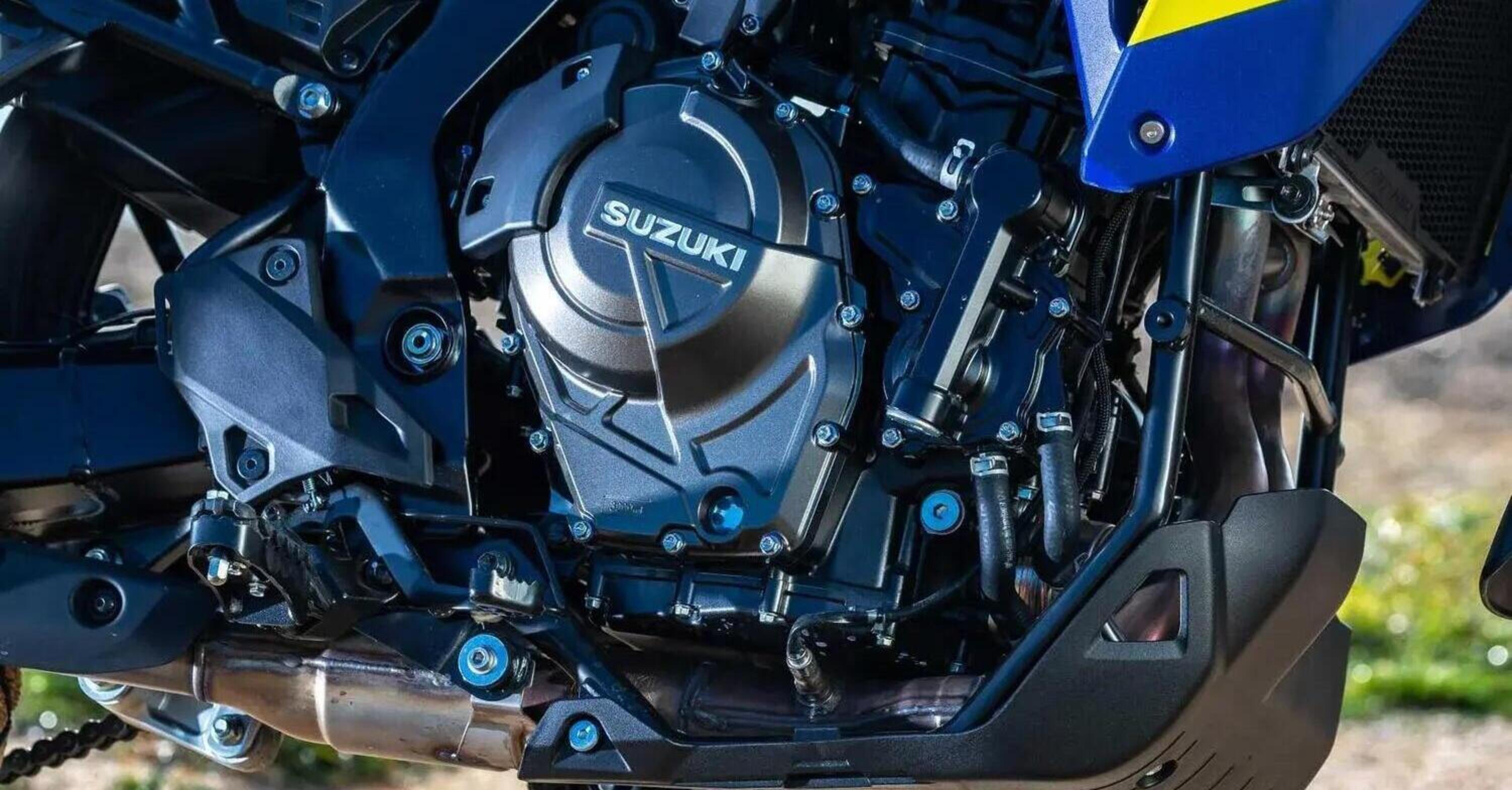 Suzuki: la V-Strom 800 con ruota anteriore da 19&quot; beccata nei documenti di omologazione
