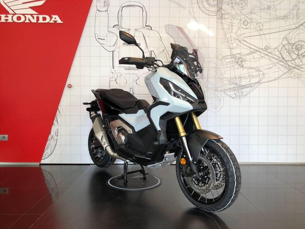 Honda X-ADV 750 DCT (2021 - 24) (4)