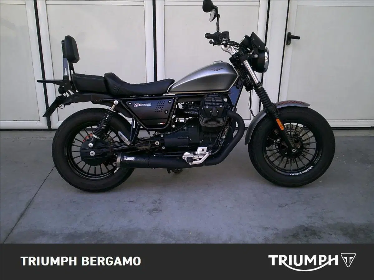 Moto Guzzi V9 Bobber (2016 - 18)