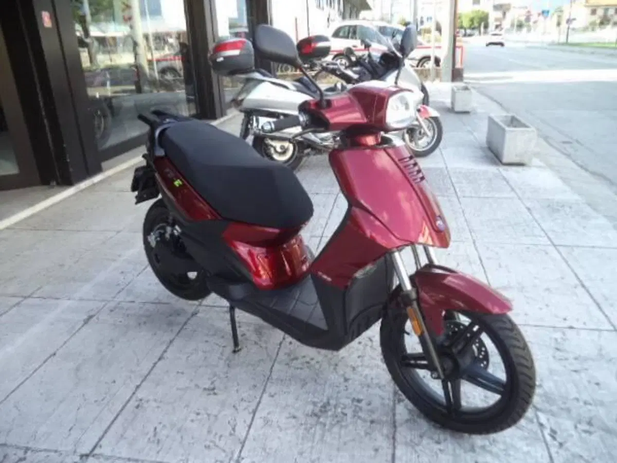 FD Motors F5-E (2020 - 26) (5)
