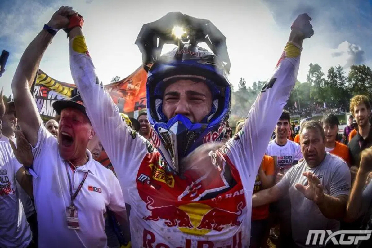 MXGP 2023 a Maggiora. Andrea Adamo-Jorge Prado, il Motocross mette a segno una doppietta mondiale (2)
