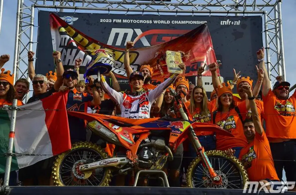 MXGP 2023 a Maggiora. Andrea Adamo-Jorge Prado, il Motocross mette a segno una doppietta mondiale (4)