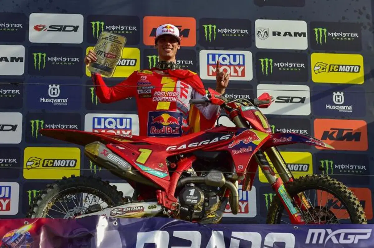 MXGP 2023 a Maggiora. Andrea Adamo-Jorge Prado, il Motocross mette a segno una doppietta mondiale (7)