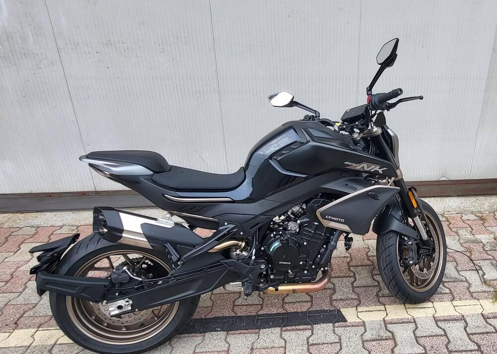 CFMOTO 800NK Sport (2023 - 24) (2)