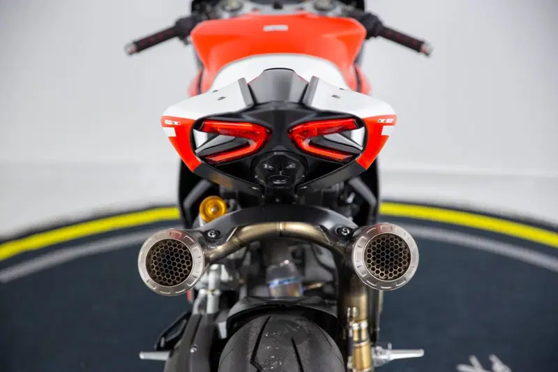 Ducati Superleggera 1299 (2017) (7)