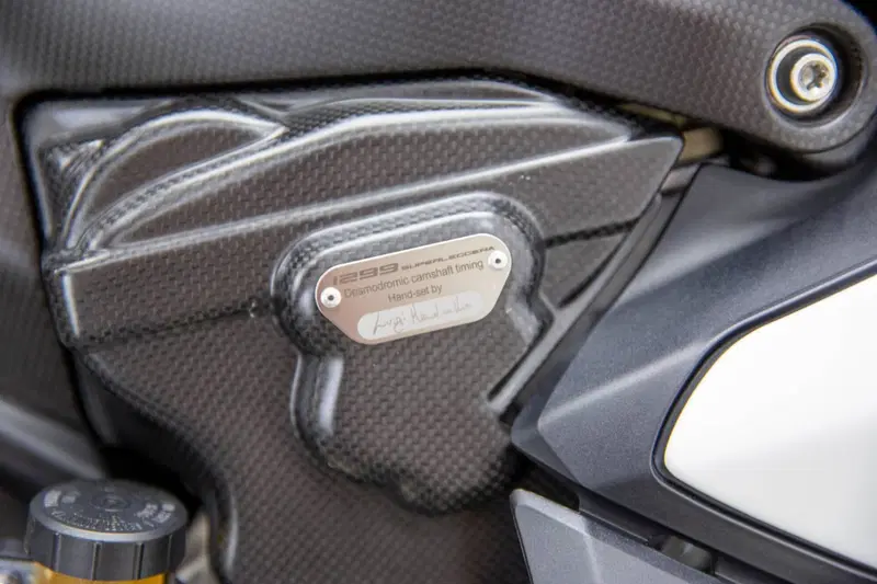 Ducati Superleggera 1299 (2017) (12)
