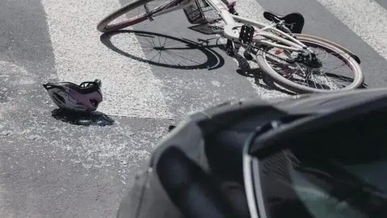 Come guidano gli italiani? Male, i ciclisti la categoria pi&ugrave; a rischio. Il sondaggio