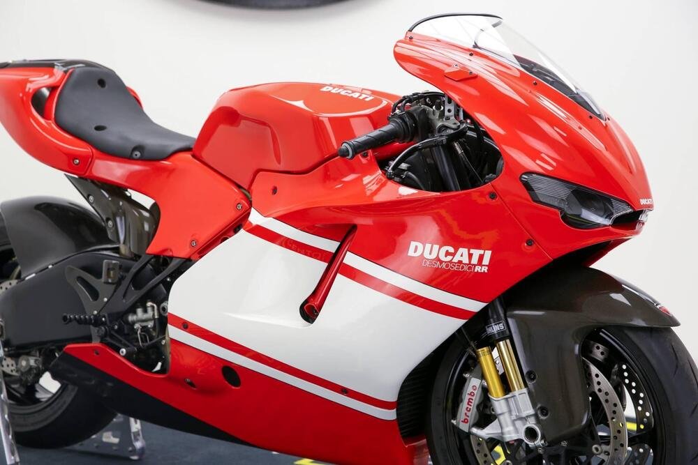 Ducati Desmosedici RR (2)