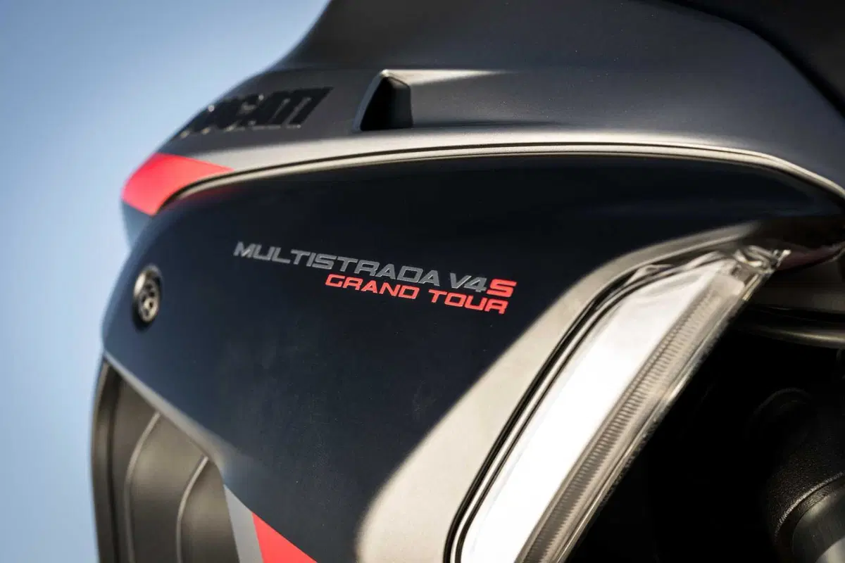 Ducati Multistrada GT 2024: TEST anteprima della Grand Tour da 170 cavalli! Pro e contro (3)