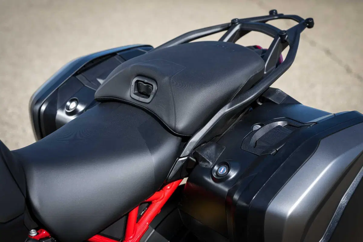 Ducati Multistrada GT 2024: TEST anteprima della Grand Tour da 170 cavalli! Pro e contro (6)