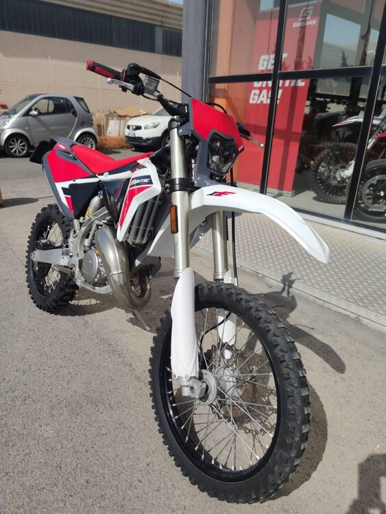 Fantic Motor XE 125 Enduro (2022) (4)